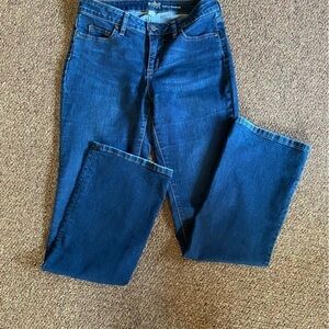 New York & Co SoHo Curvy Boot Cut Jeans. Great Look For Your Butt. 9.5” Rise.